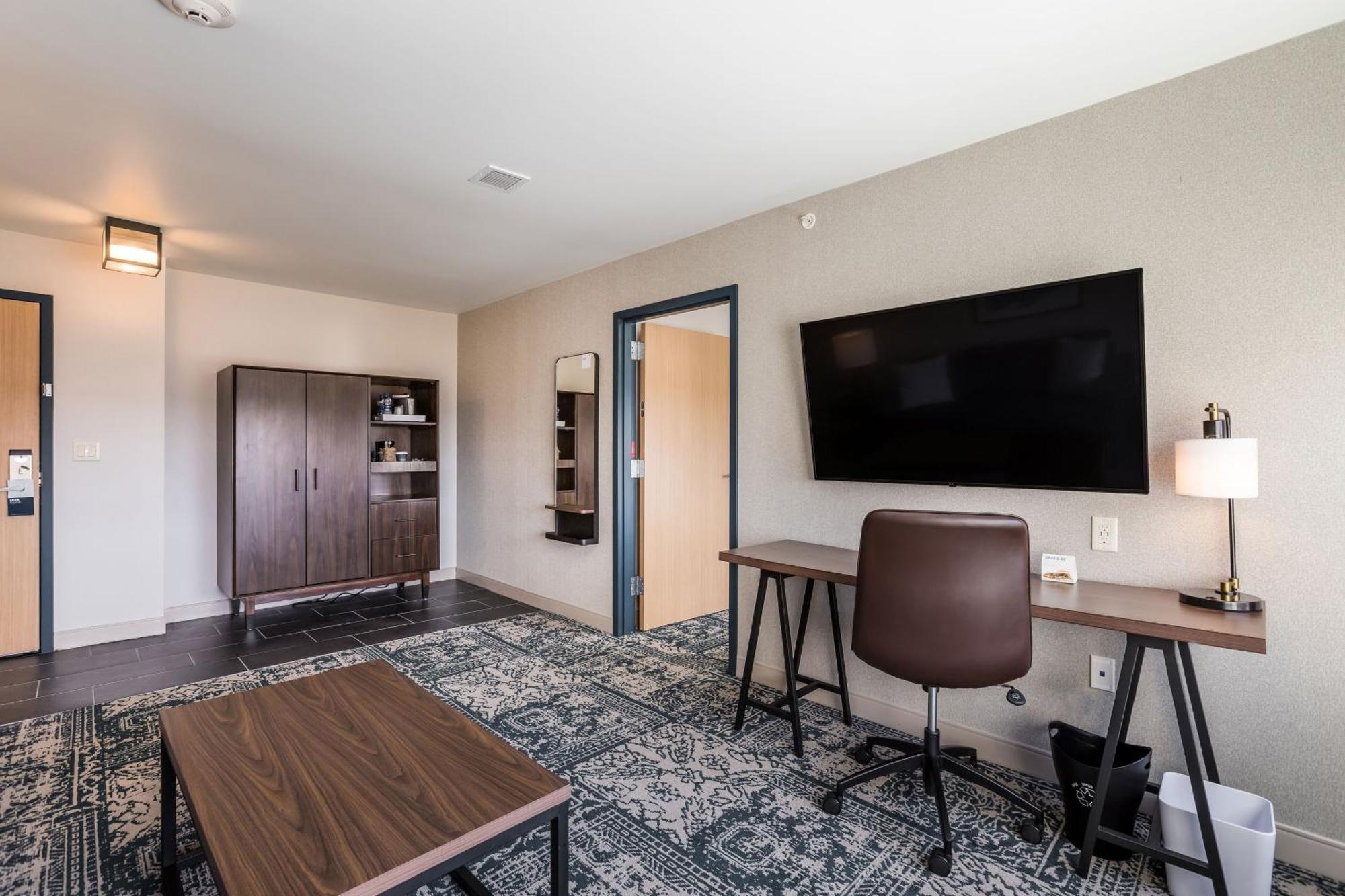 Four Points By Sheraton Elkhart Exterior foto